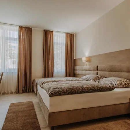 Villa Martini - Apartments & Rooms-3