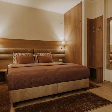 Villa Martini - Apartments & Rooms-2